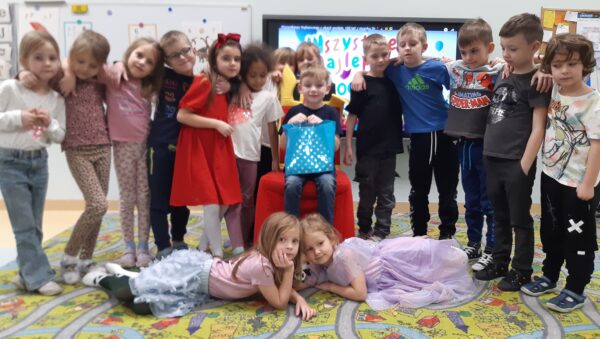 Igorek świętuje 6. urodziny.