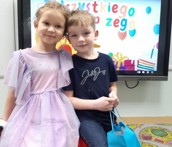 Pamiątkowe zdjęcie Igorka i Kamilki.