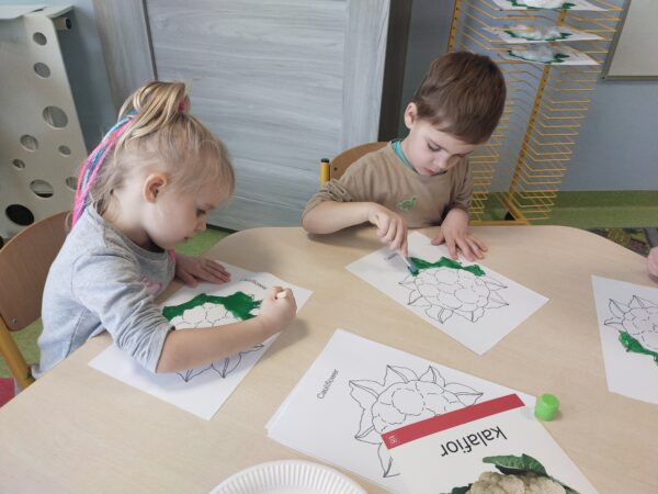 Pszczółki pracują w skupieniu