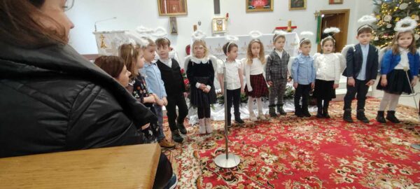 Przedszkolaki w Kościele w Rakowiskach