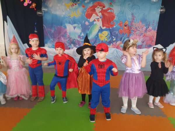 Bal karnawałowy u Motylków