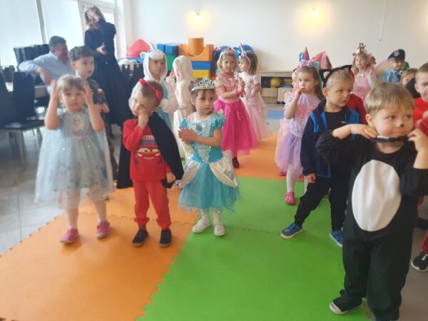 Bal karnawałowy u Motylków