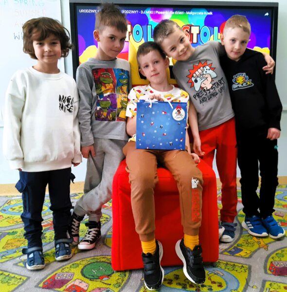 Pamiątkowe zdjęcie Fabiana z chłopcami.