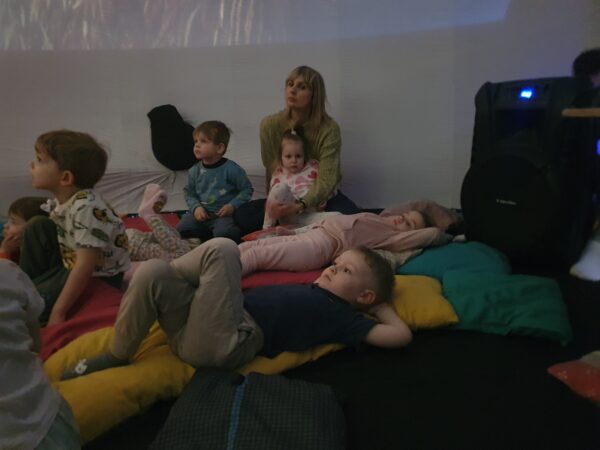 Motylki w planetarium