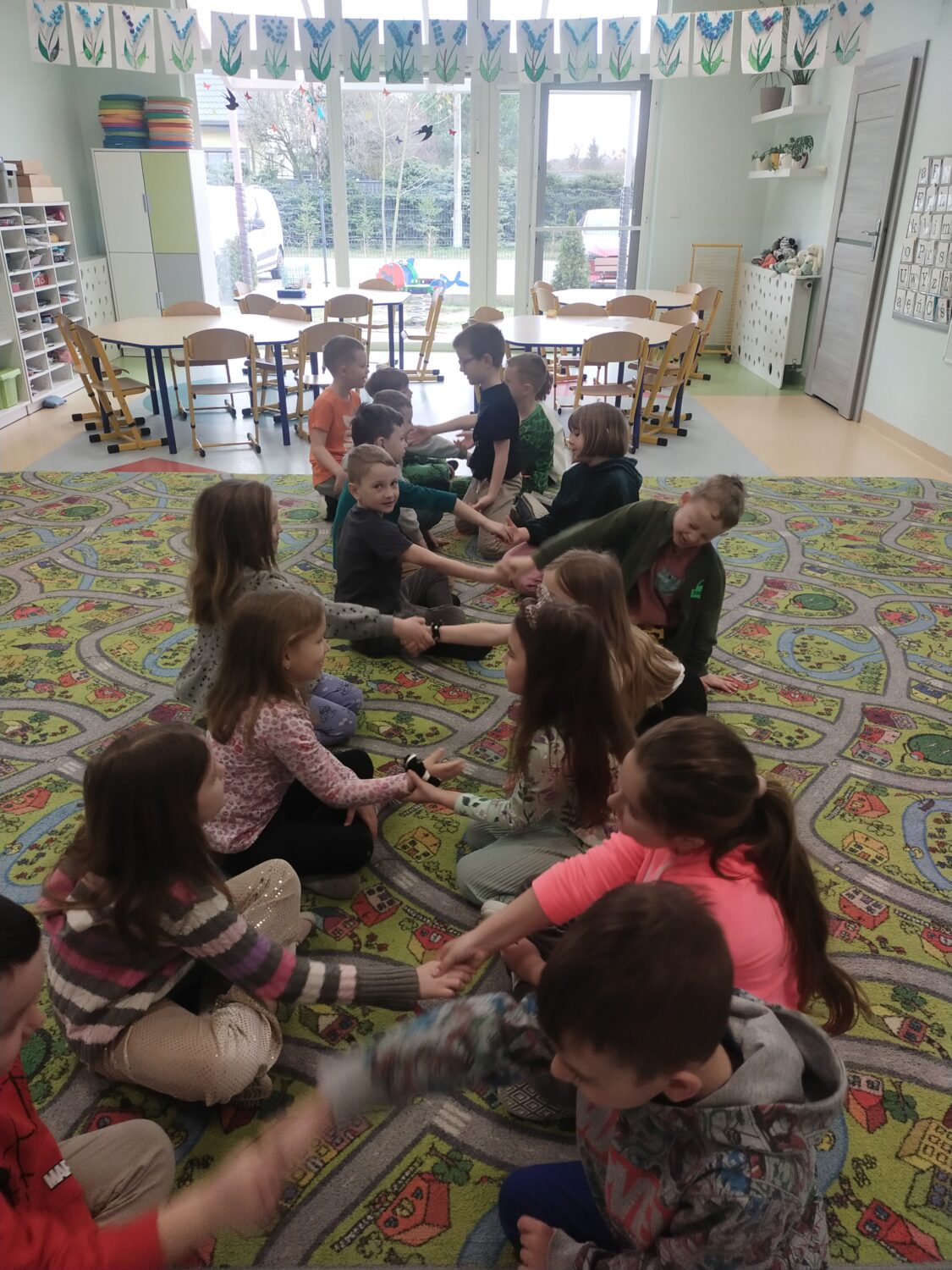 Ćwiczymy w parach poznane zwroty w języku angielskim