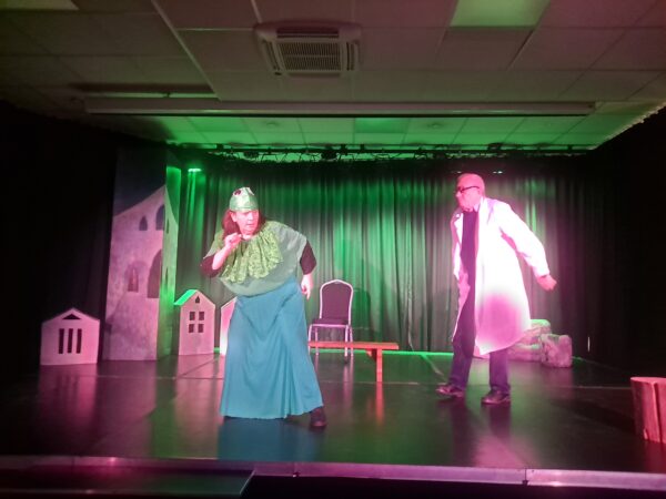 Etiuda sceniczna Teatru Słowa „Baw się w teatr”