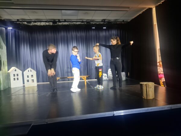 Animacje teatralne w wykonaniu Misiów