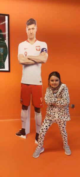 Misie zwiedzają stadion miejski - Chorten Arena w Białymstoku.