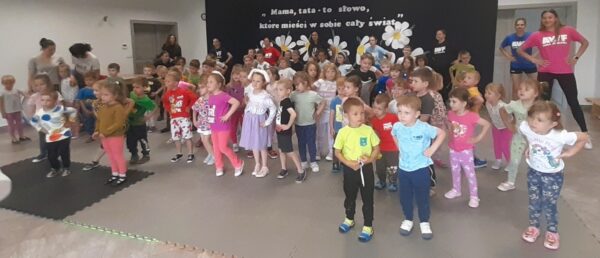 Misie świętują Dzień Dziecka razem ze studentami Akademii Wychowania Fizycznego.