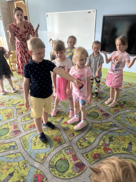 Kubuś tańczy z Michasią