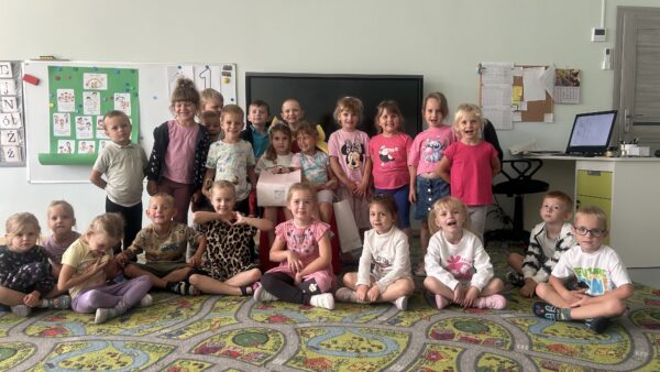Zdjęcie grupowe w dniu urodzin Marysi