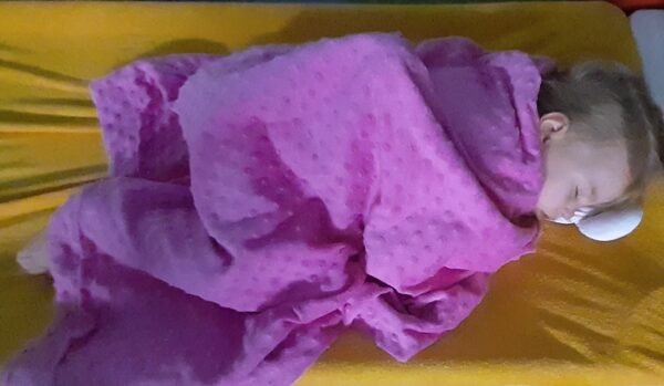 Miś w czasie popołudniowej relaksacji.