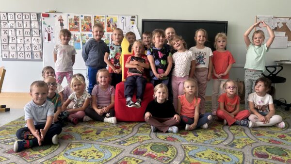 Zdjęcie grupowe w dniu urodzin Mikołaja