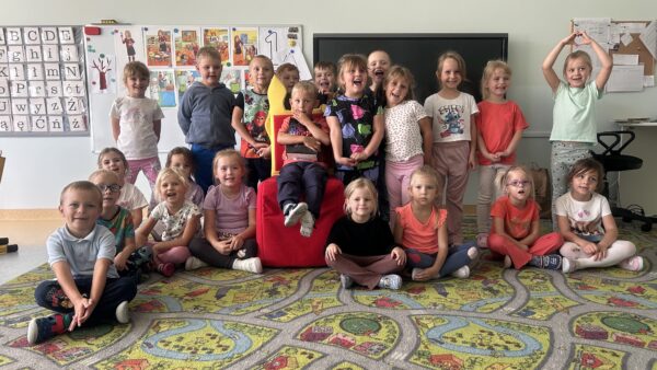 Zdjęcie grupowe w dniu urodzin Mikołaja