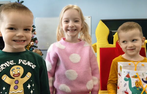 Szymonek świętuje 4. urodzinki.