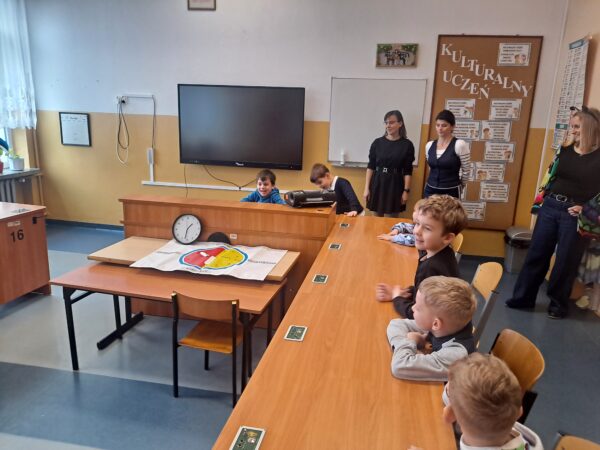 Jeżyki w Szkole Podstawowej im. Jana Brzechwy w Sitniku