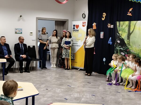 Powitanie gości, rozpoczęcie quizu