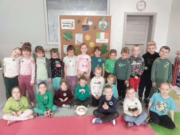 Pszczółki świętują Dzień Świętego Patryka